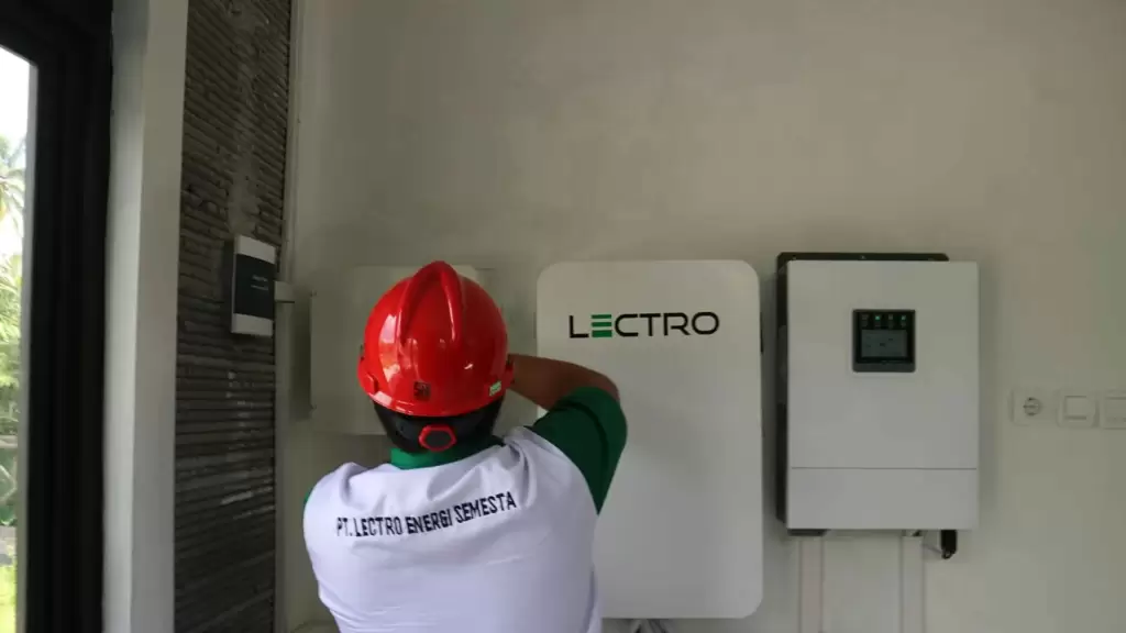 pemasangan dan pemeliharaan powerwall