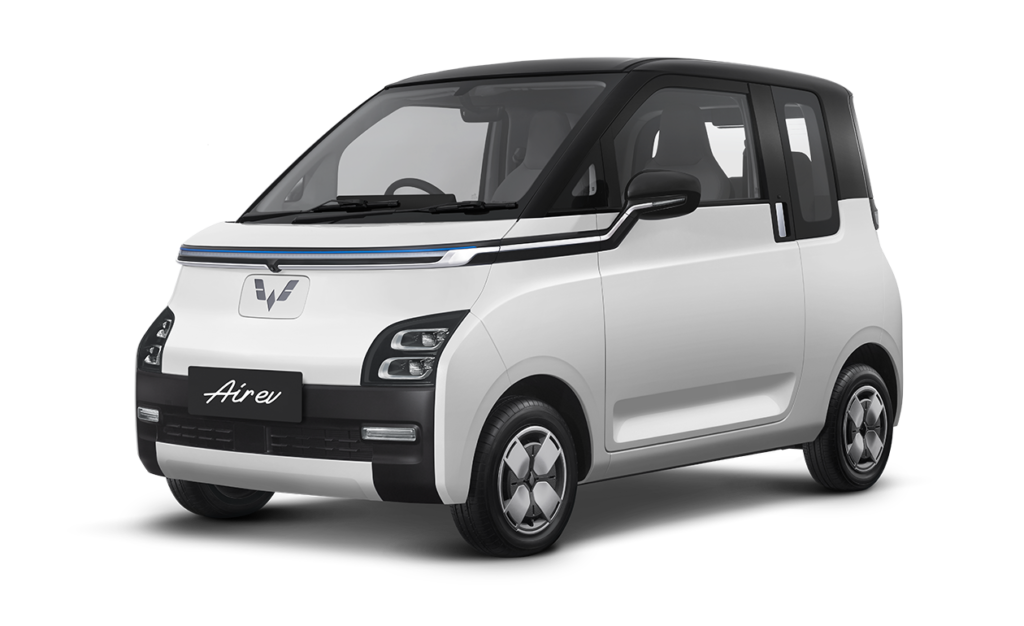 Cas Wuling AirEV dengan Panel Surya