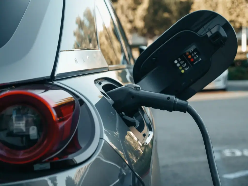 efek fast charging di mobil listrik