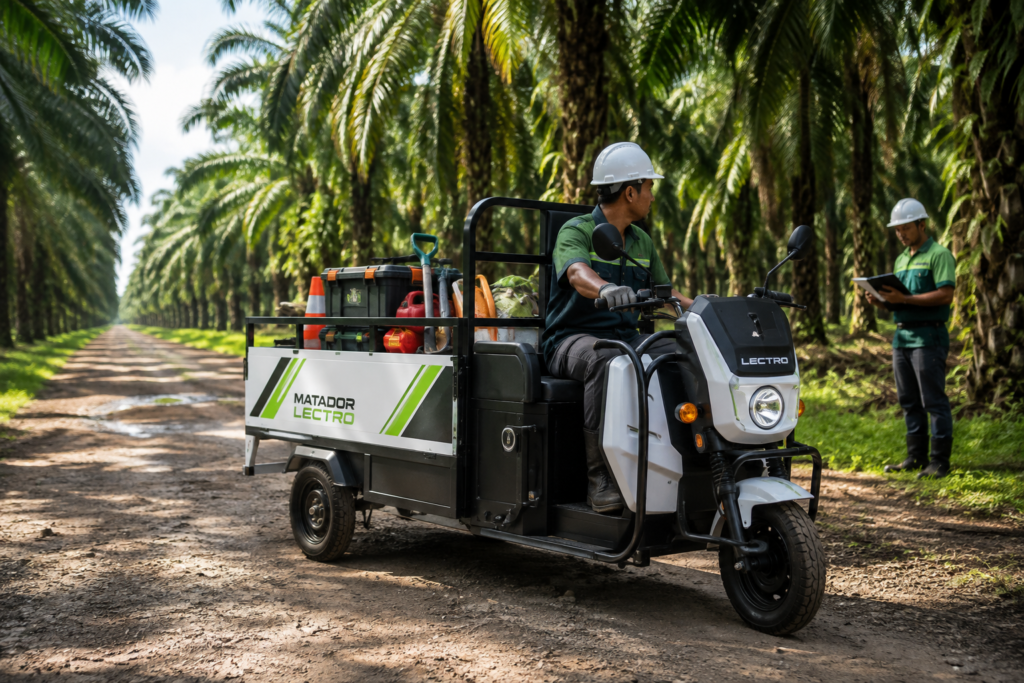 Kendaraan listrik untuk operasional perkebunan dan pengangkutan material di area kebun.